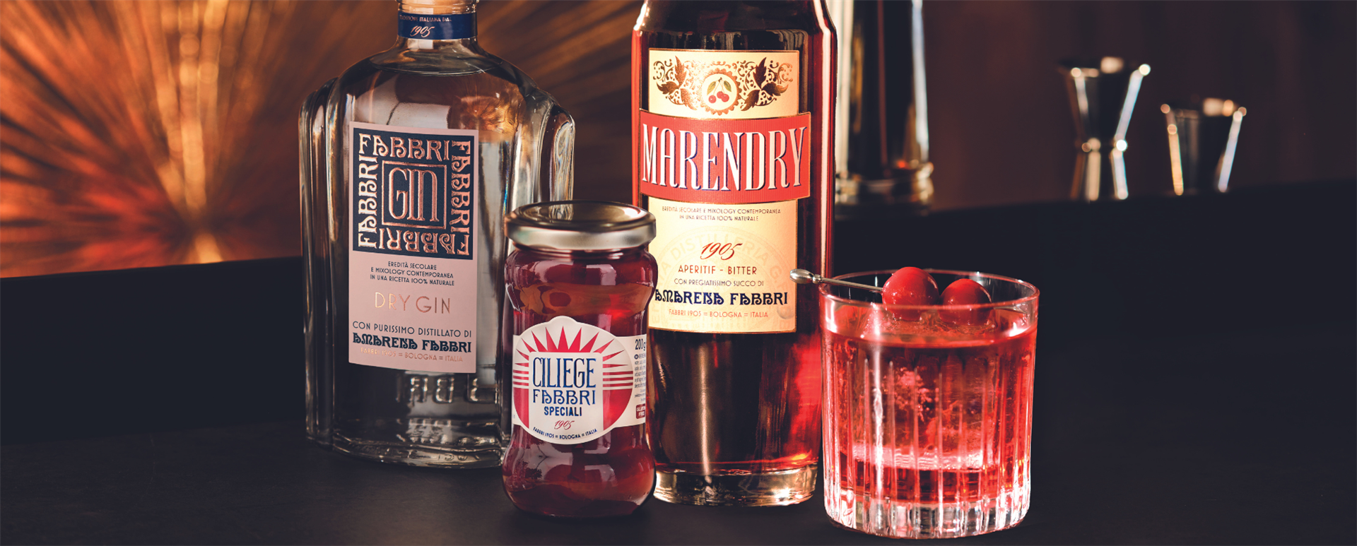 Translation of Premiata Distilleria Fabbri è il segreto per creare cocktail rivoluzionari, con Dry Gin Fabbri, Marendry Bitter e Ciliege Fabbri Speciali