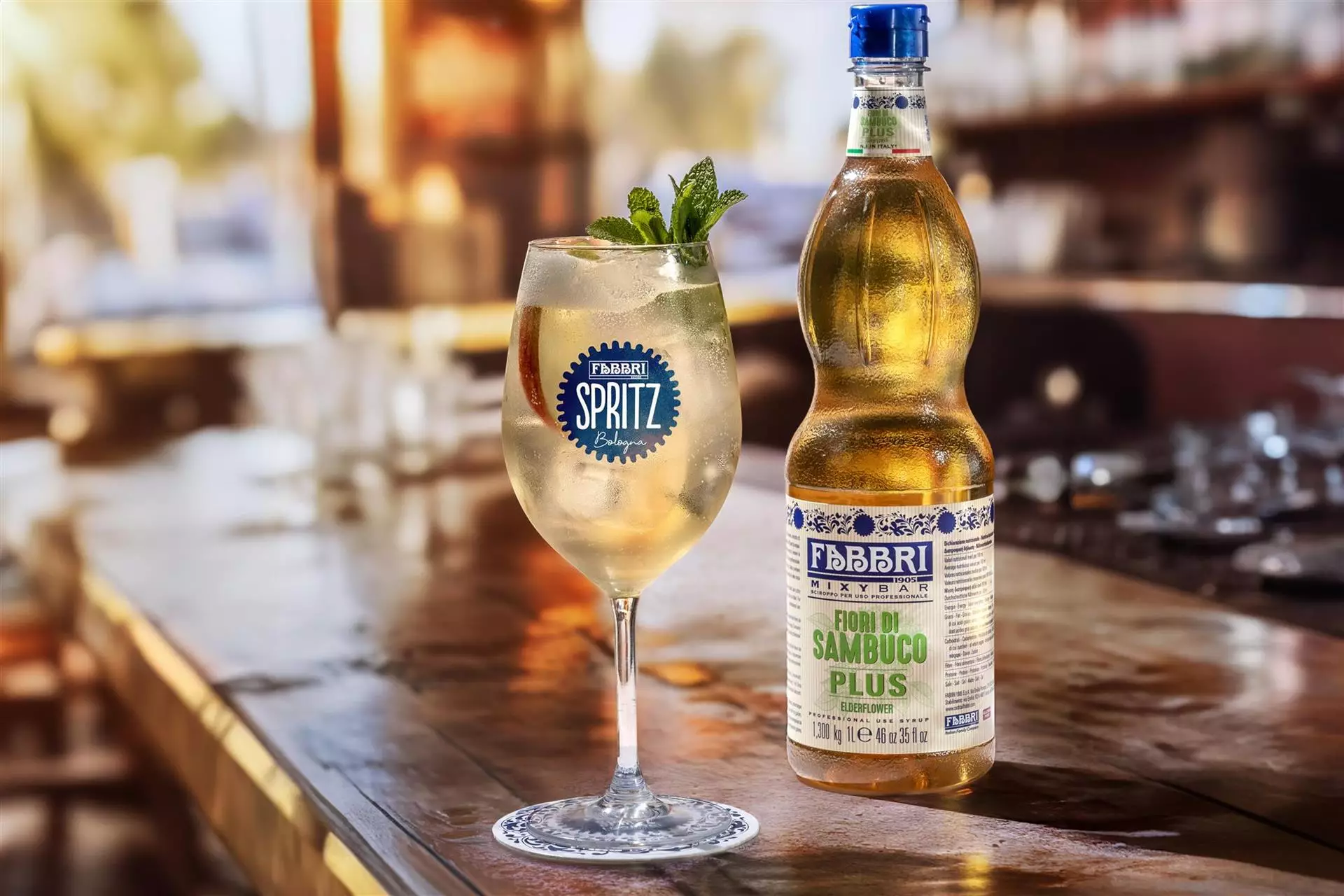 Make a perfect Hugo Spritz with Italy’s best-selling syrup: Fabbri Elderflower Mixybar Plus.